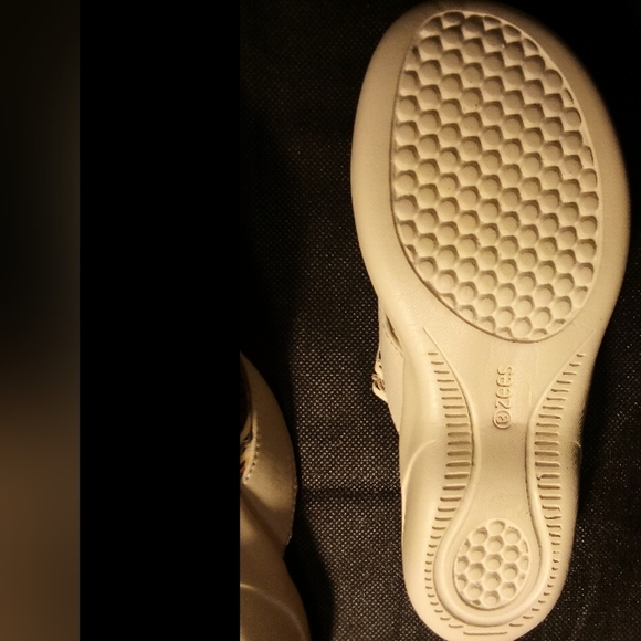 BZees - NWT-Cabana, Size 6.5 Women Sandals Comfort Shoe No Box/Dust Bag Included - Picture 5 of 12